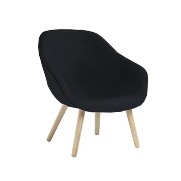 About a Lounge 82 Sessel - Hallingdal 65 180 schwarz-Eichenbeine geseift - HAY