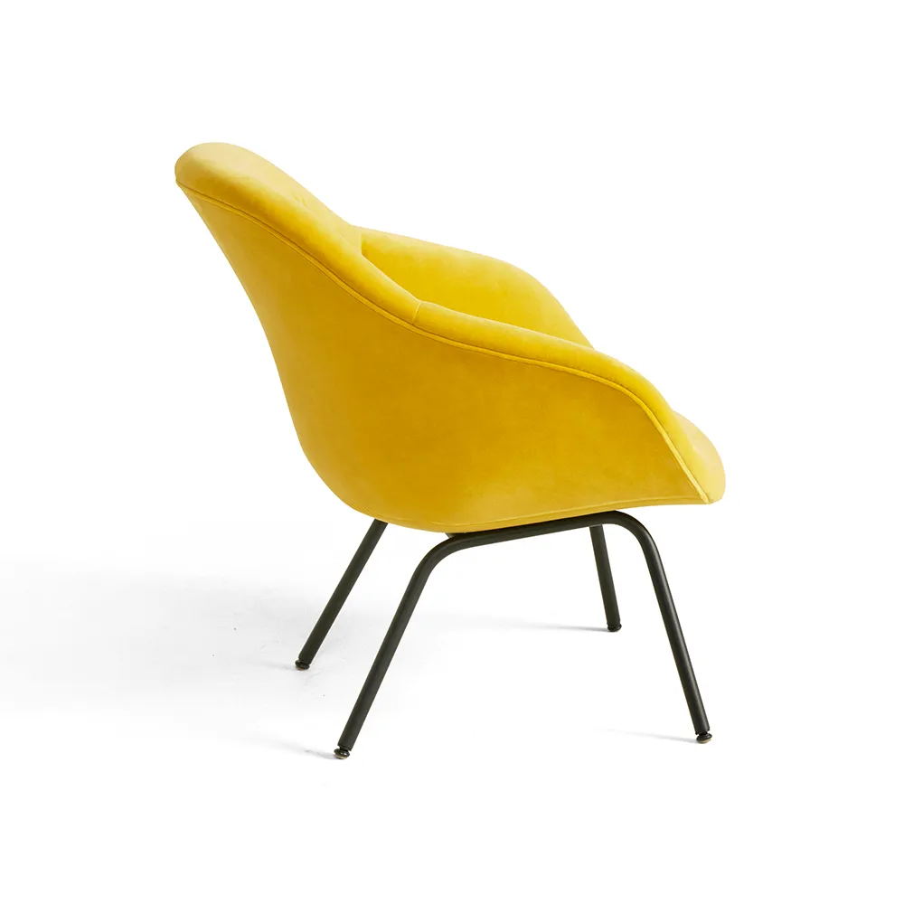 About a Lounge 87 Soft Sessel, Lola yellow-schwarzes Stahlgestell HAY