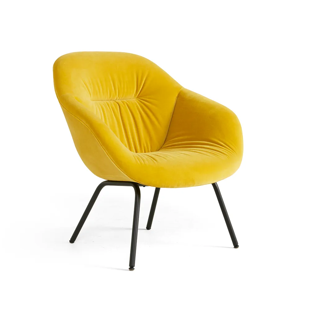 About a Lounge 87 Soft Sessel, Stoff Swarm multicolor, schwarzes Stahlgestell HAY