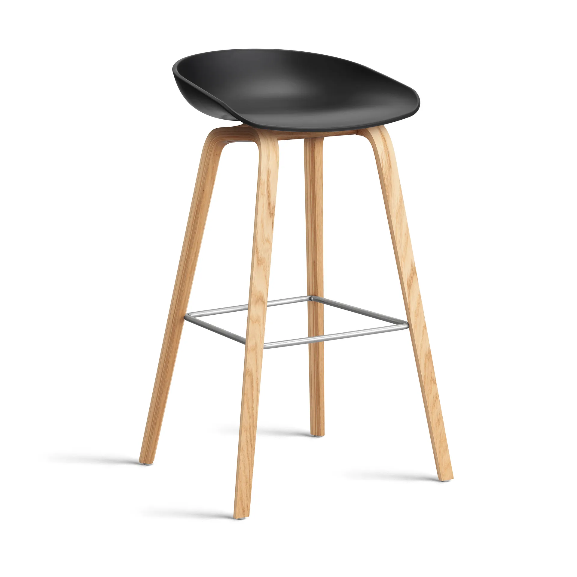 About a Stool 32 High Barhocker lackiertes Eichen­gestell 2.0, Schwarz-Edelstahlstütze HAY