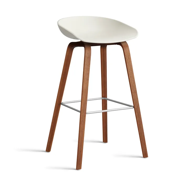 About a Stool 32 High Barhocker Walnussgestell 2.0 - Melange cream-Edelstahlstütze - HAY