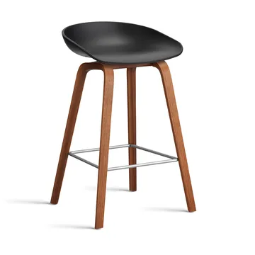 About a Stool 32 Low Barhocker Walnussgestell 2.0 - Schwarz-Edelstahlstütze - HAY