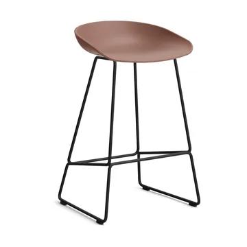 About a Stool 38 Low Barhocker 2.0 - Soft brick-schwarzes Stahlgestell - HAY