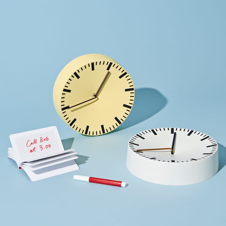 Analog Wanduhr, White HAY