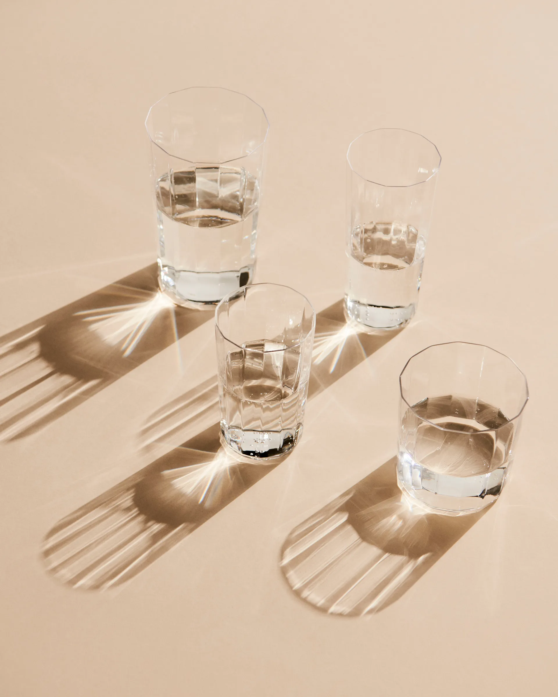 Angle Wasserglas 4er Pack, Wide 7,5 cm HAY
