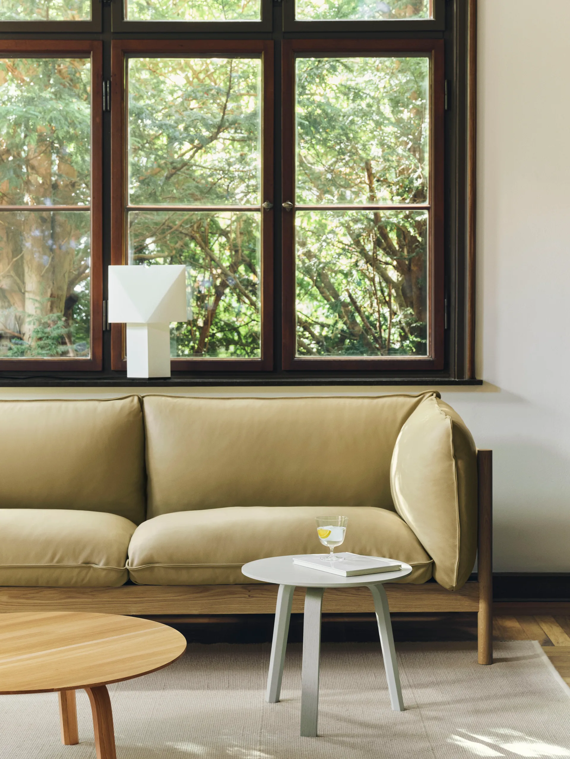 Aplat Tischleuchte, White, 44 cm HAY