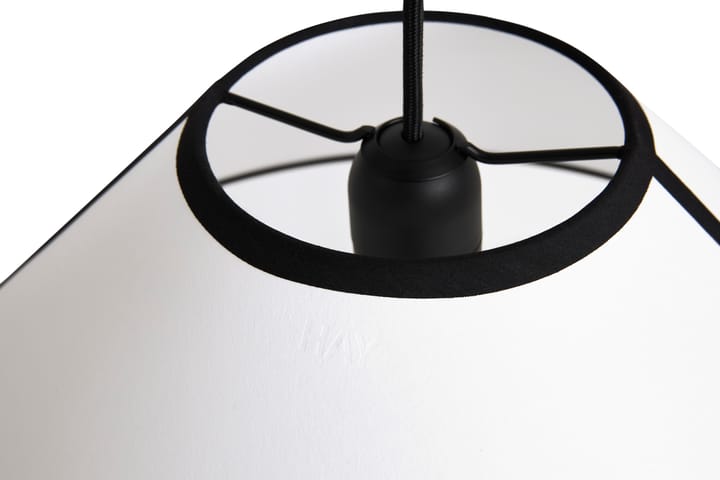 Ava Cone Leuchte 60 cm, White HAY