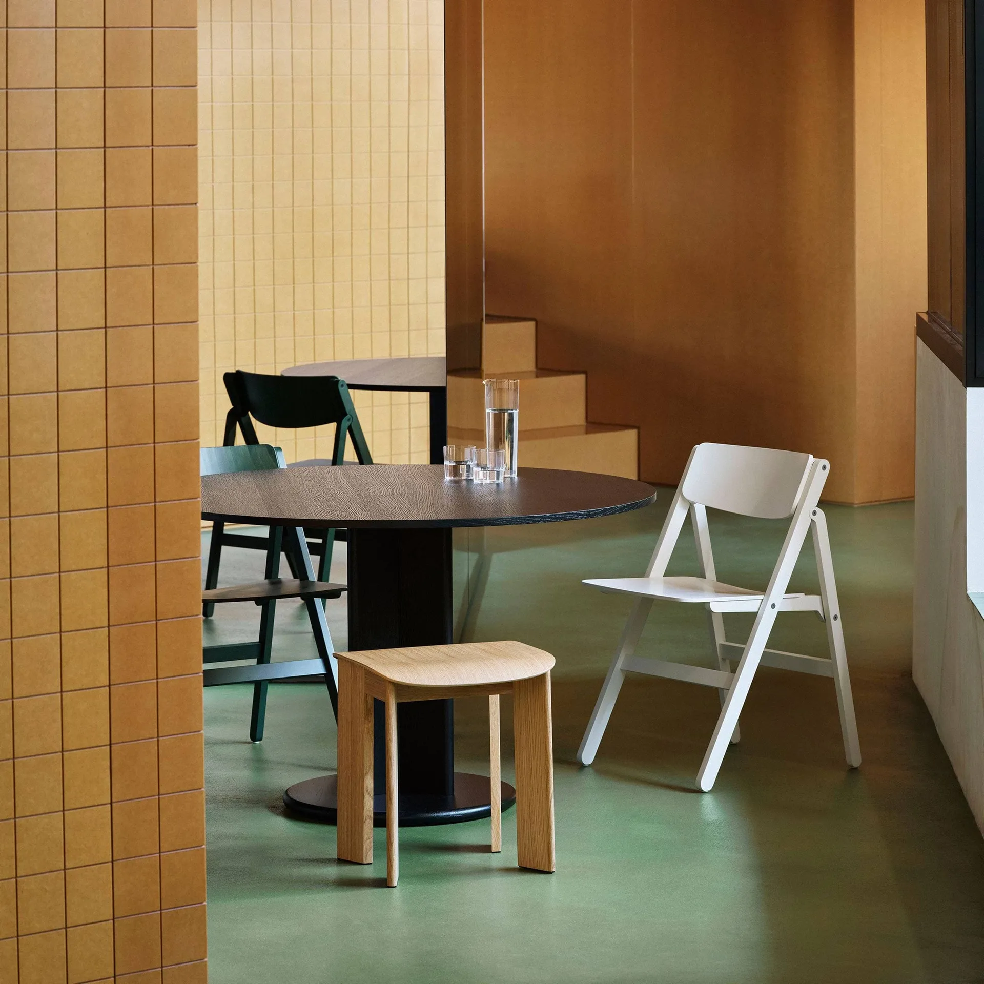 Backflip Chair Stuhl, Cream White lackiert Buche HAY