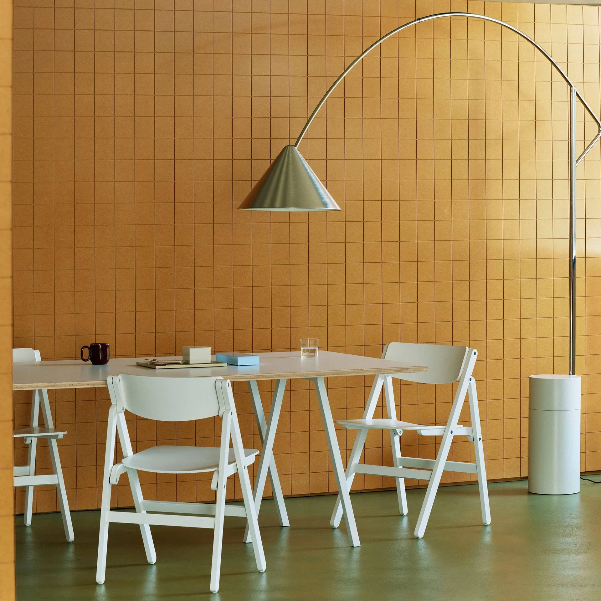 Backflip Chair Stuhl, Cream White lackiert Buche HAY