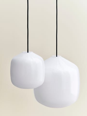 Buoy Pendelleuchte Ø20 cm - Opal glass-anthracite blue - HAY