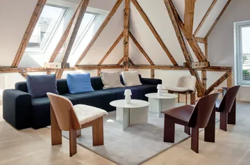 Chisel Lounge Chair - Dark bordeaux lackierte Buche - HAY