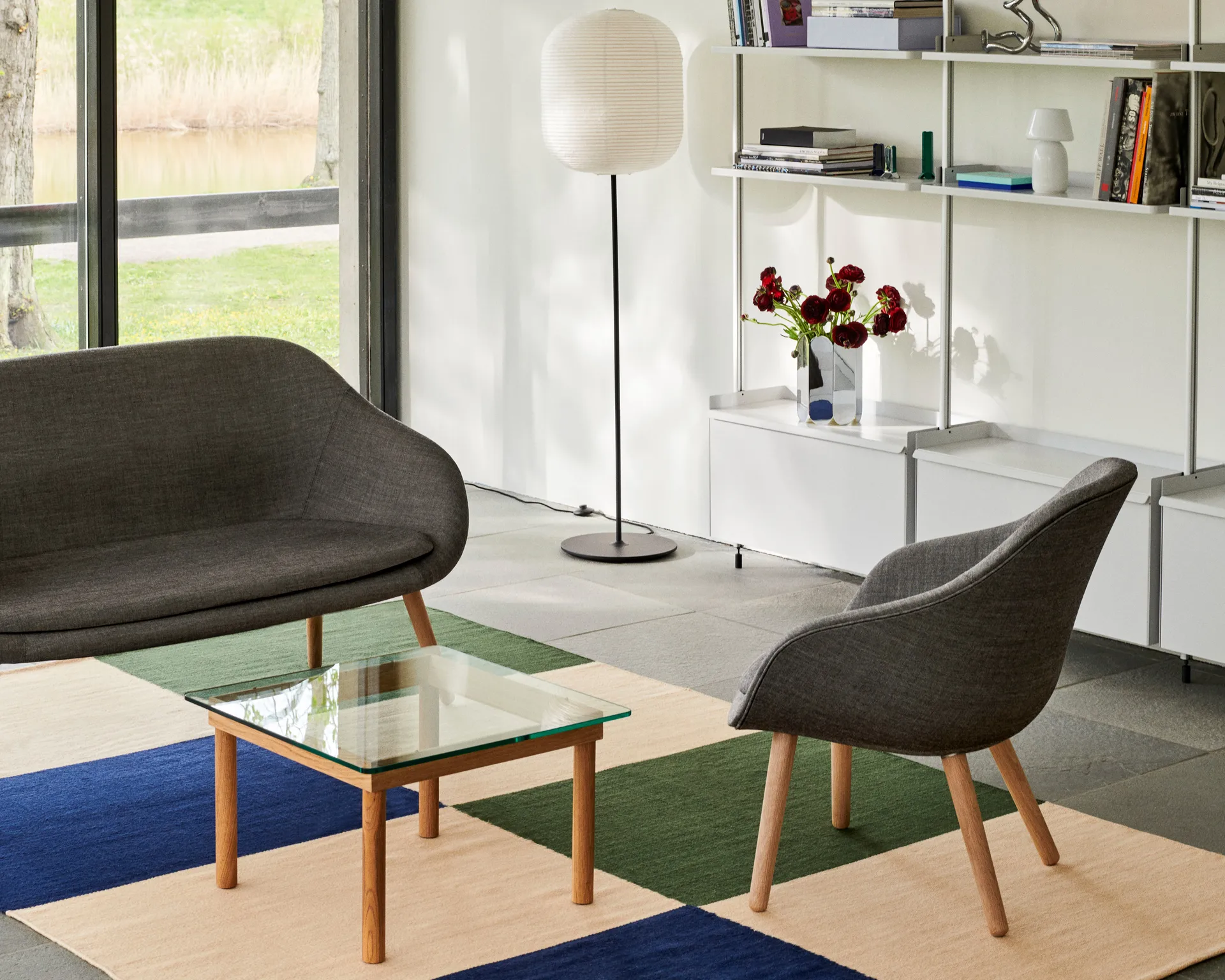 Common Lampenfuß 129 cm, Soft Black-Black Terrazzo HAY