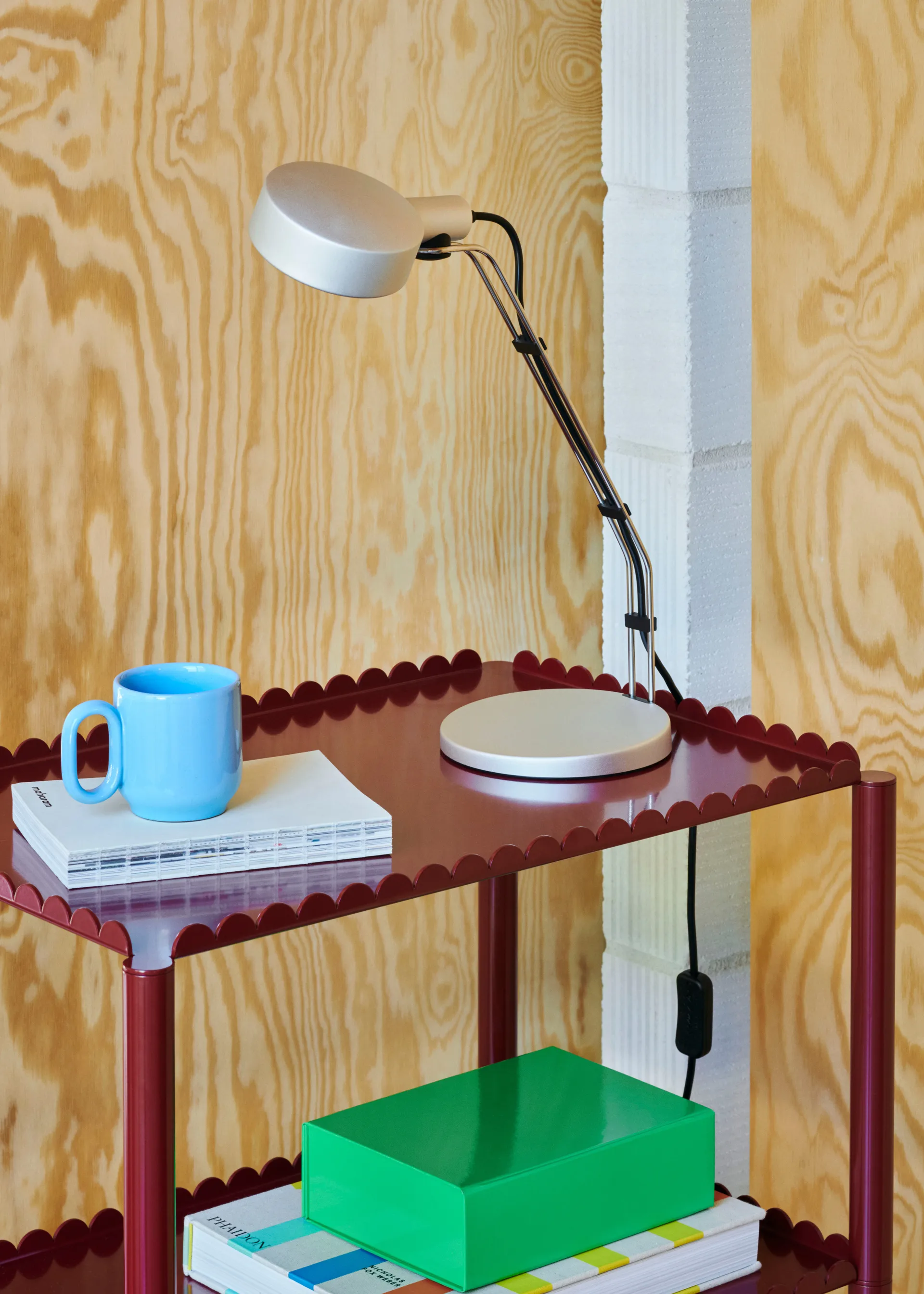 Cupola Desk Tischleuchte 40,8 cm, Clear anodised HAY