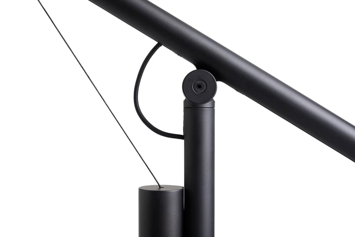 Fifty-Fifty Tischleuchte, Soft black HAY