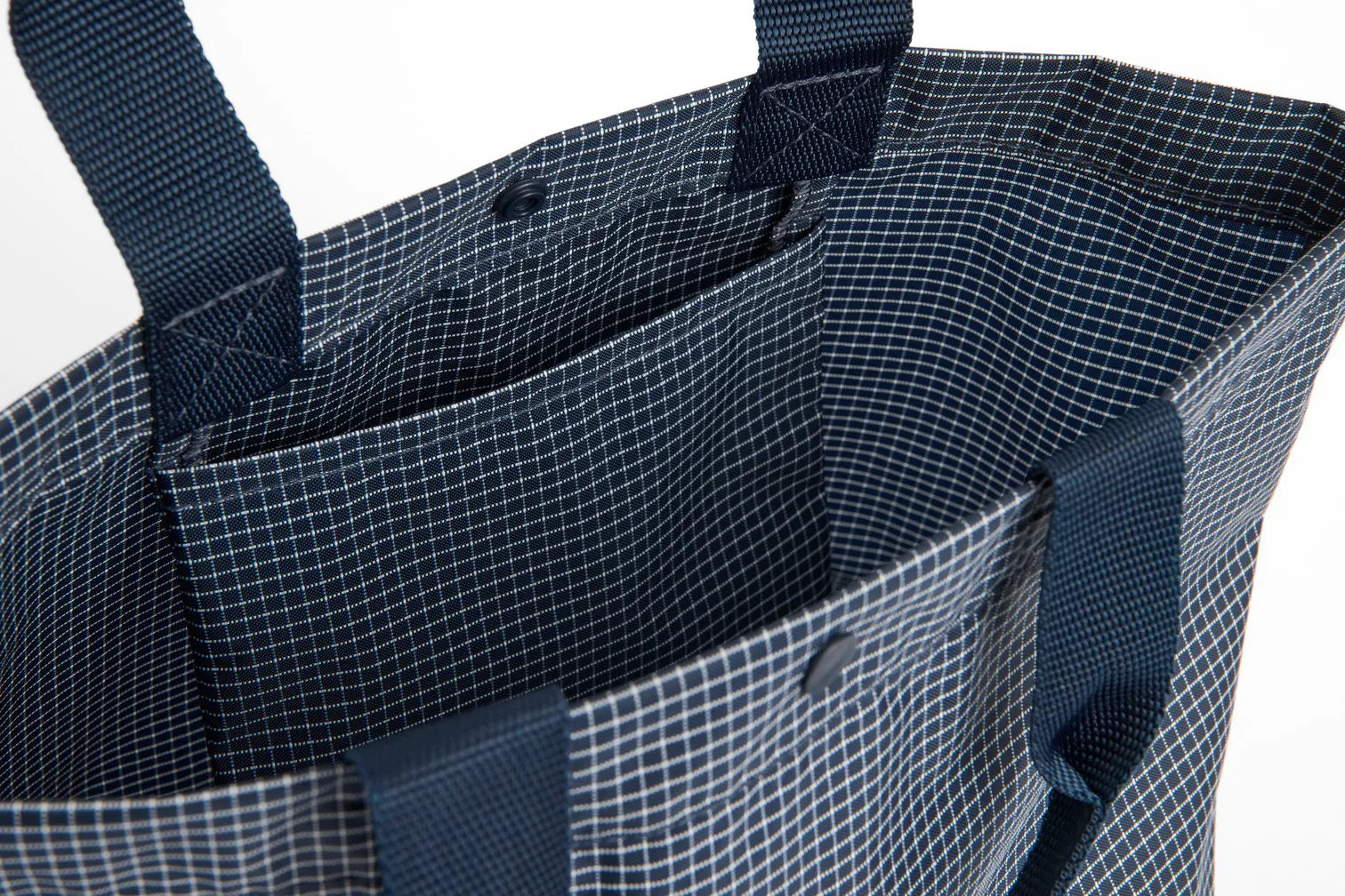 Grid Everyday Bag Tasche, Dark blue, mini HAY