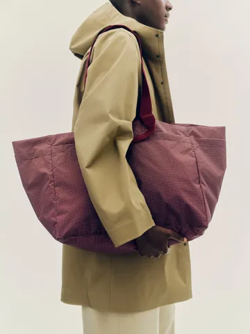 Grid Weekend Bag Tasche - Burgundy, large - HAY