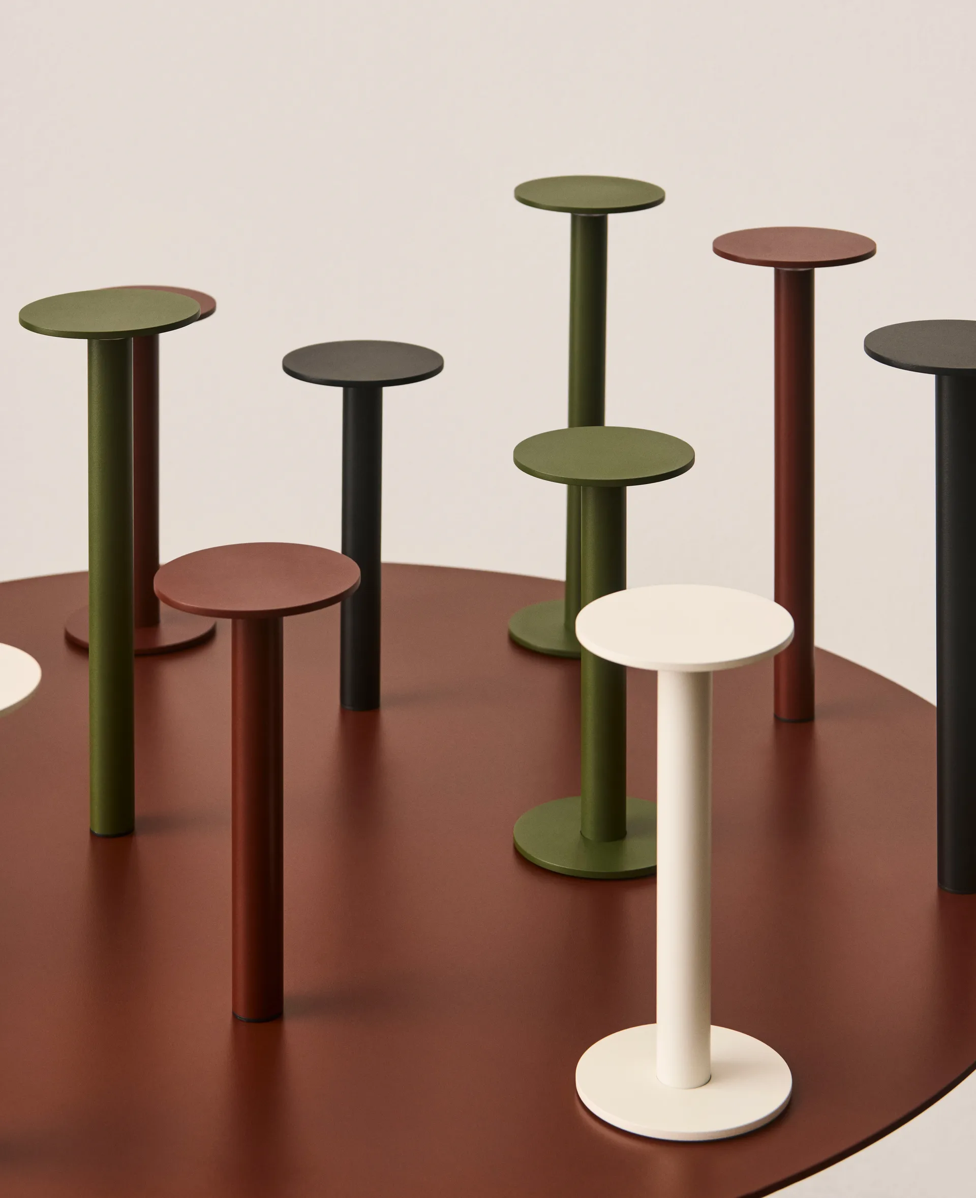 Host tragbare Leuchte, Iron red, 30 cm HAY