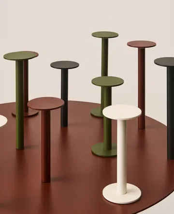 Host tragbare Leuchte - Olive, 22 cm - HAY