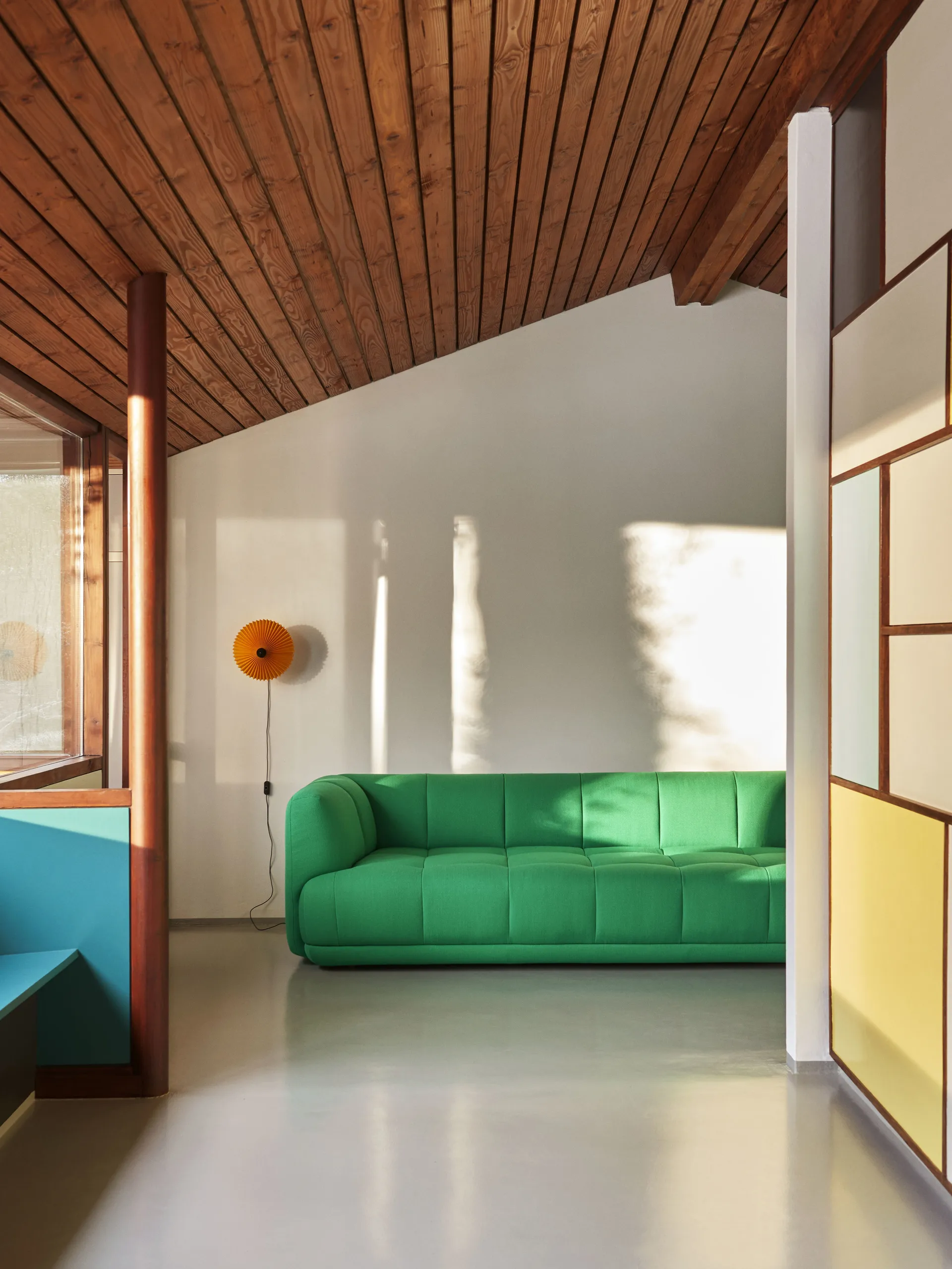 Matin wall Wandleuchte Ø30cm, Yellow shade HAY