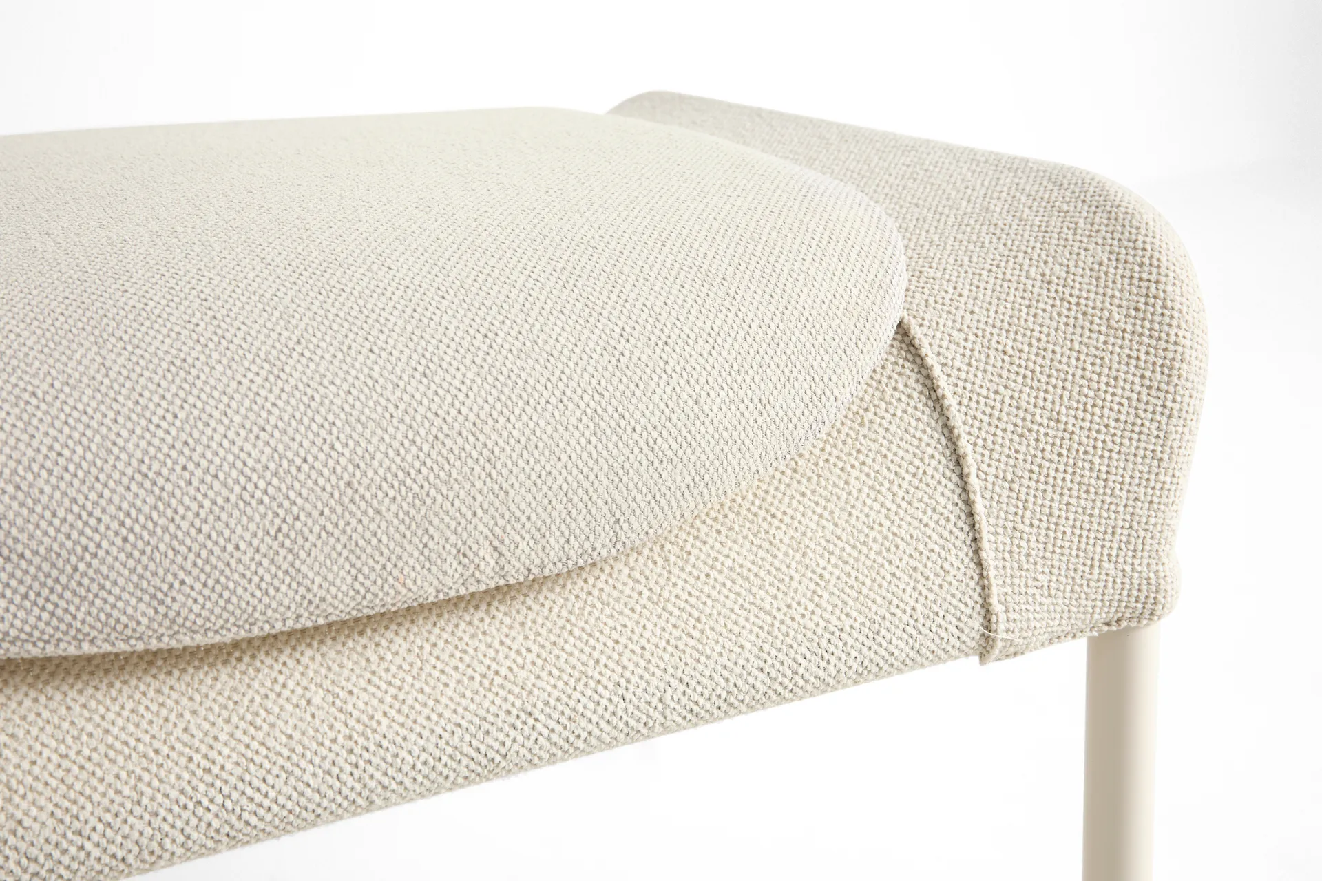 O2 Ottoman Fußhocker, das Soft cream-lackerad stål eggshell HAY