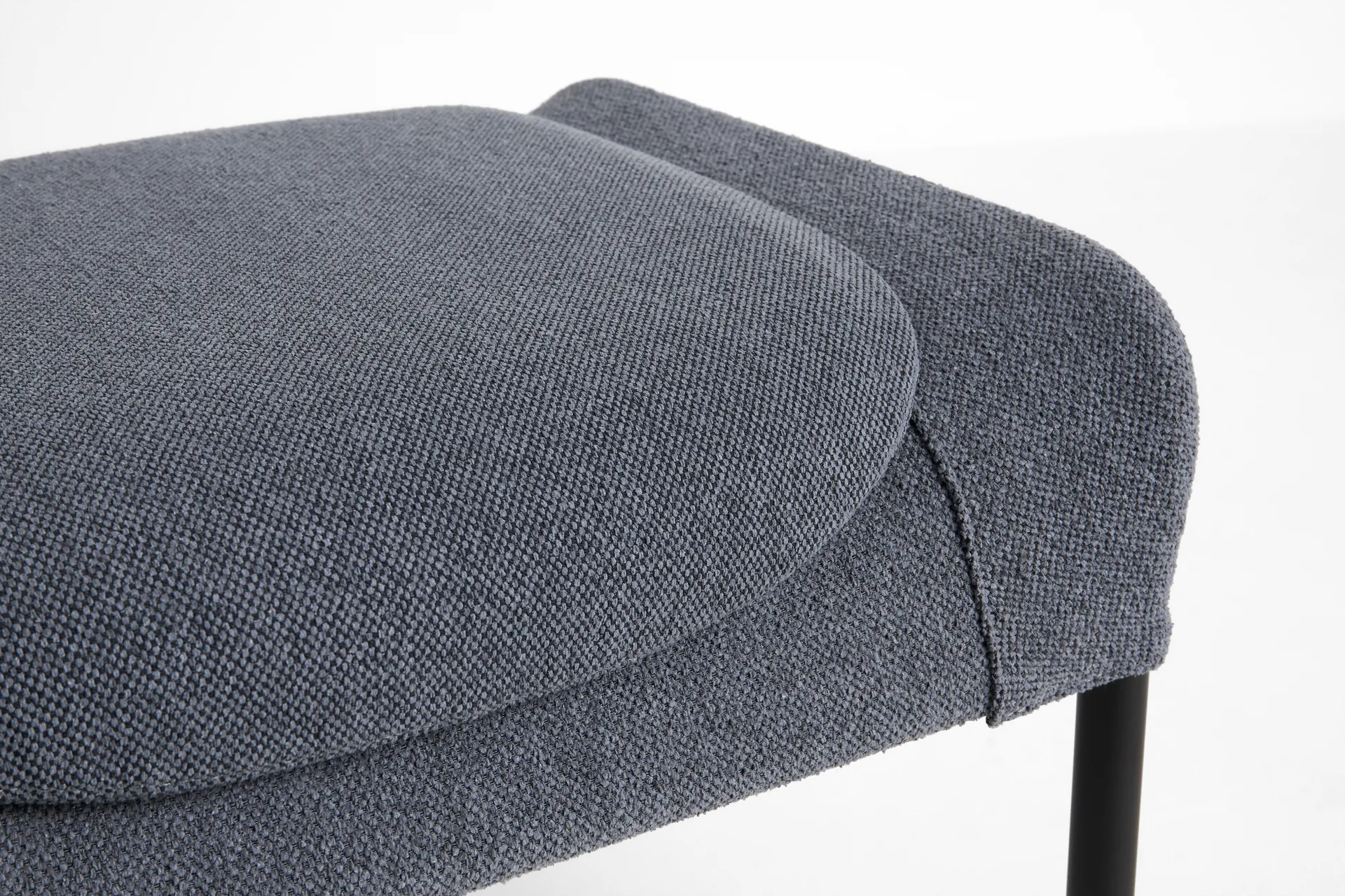 O2 Ottoman Fußhocker, Soft grey-schwarzlackierter Stahl HAY