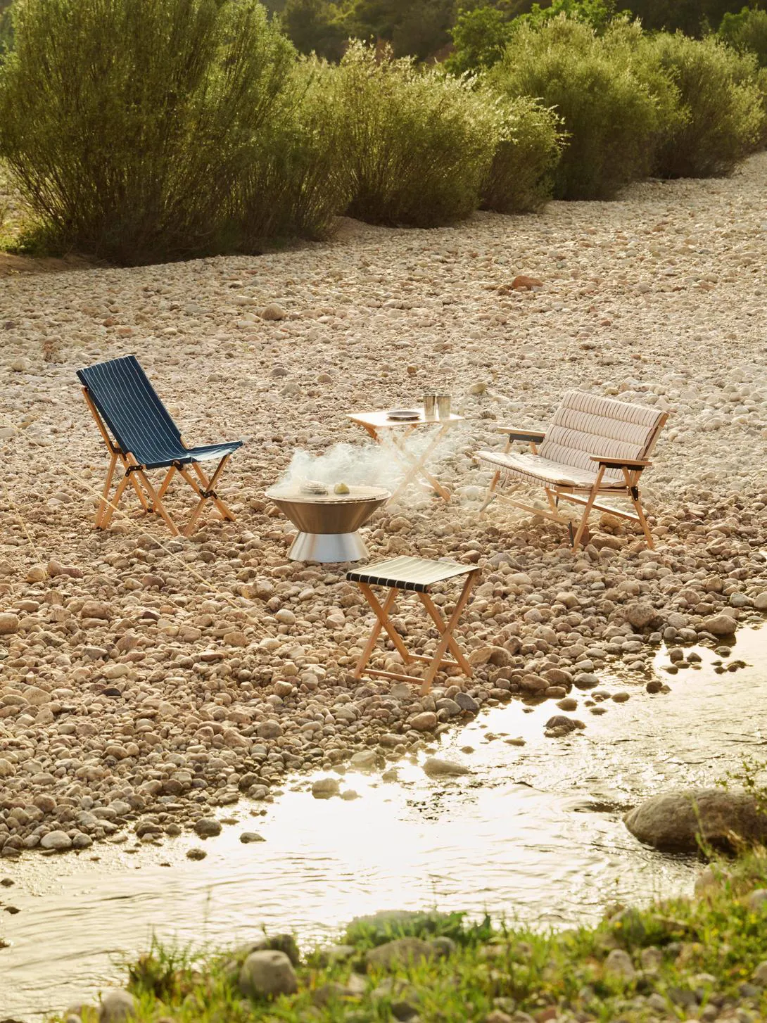 Outdoor Market Klapphocker, Beige-red HAY