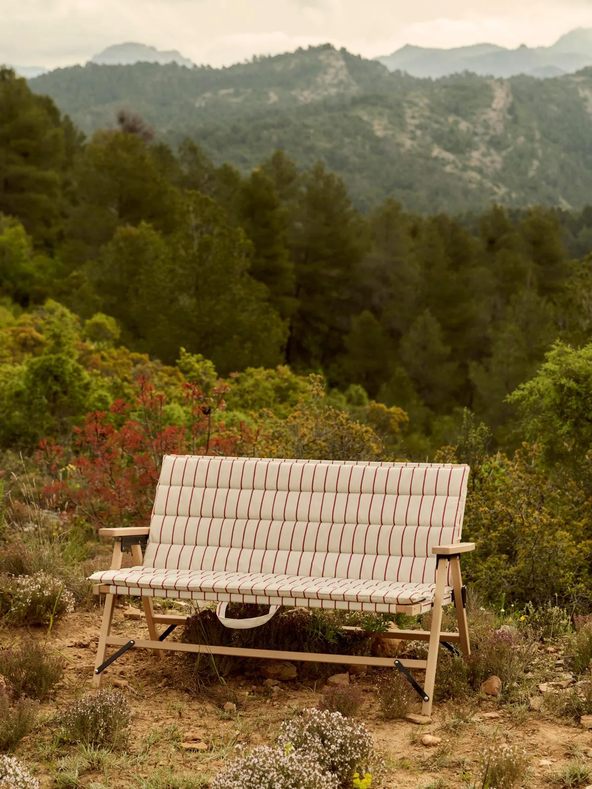 Outdoor Market Klappsofa, Beige-red, 2-sitzig HAY