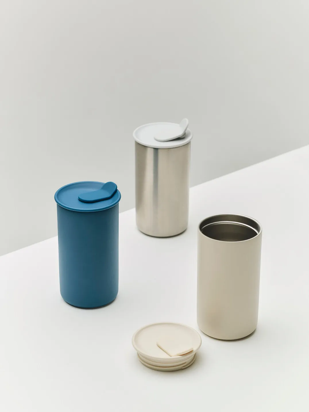 Outdoor Market Thermobecher, Blue, 350 ml HAY