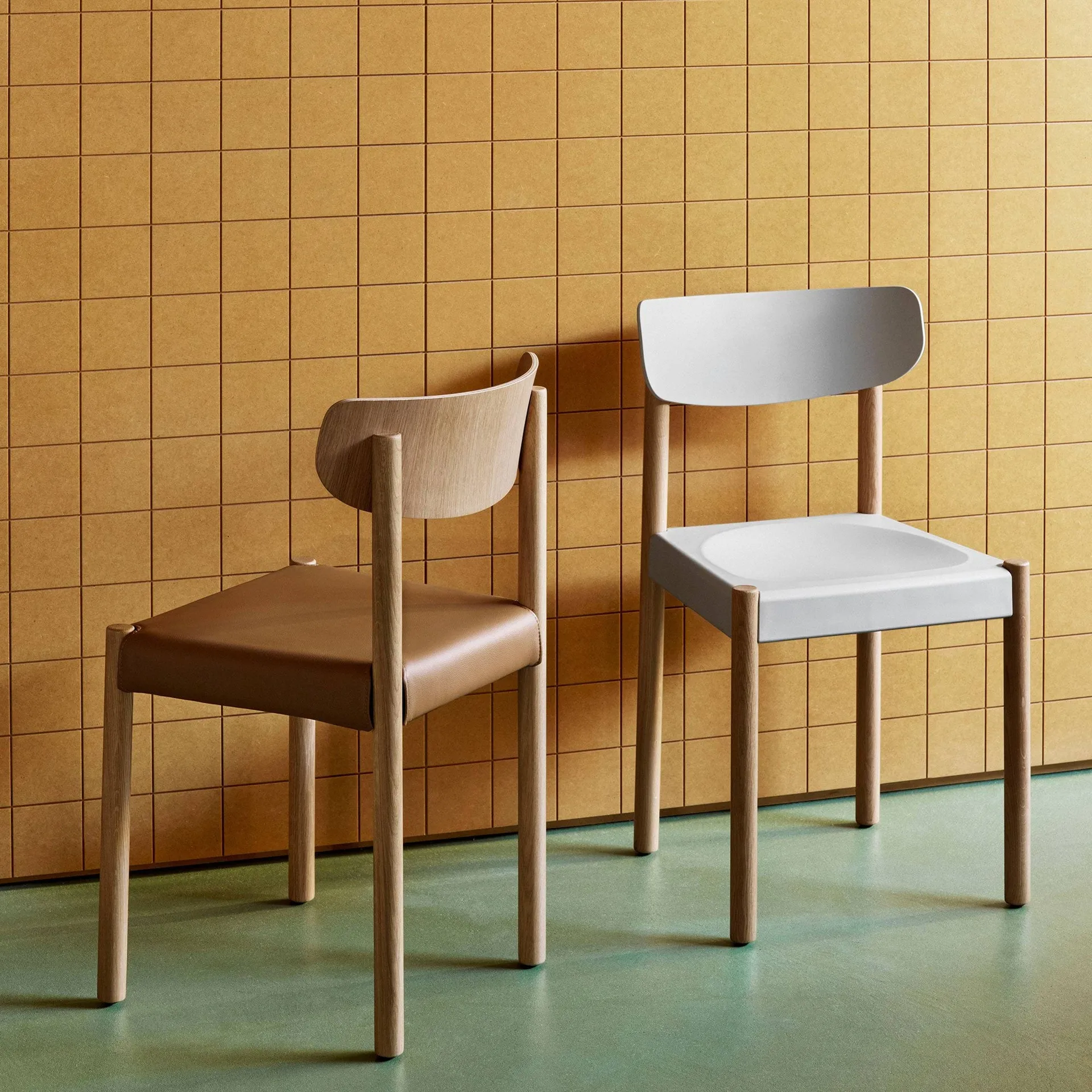 Pack Chair 11 Stuhl, Iron black Eiche-graphite brown-Remix 356 HAY