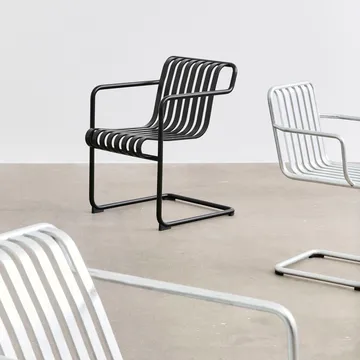 Palissade Cantilever Dining Armlehnstuhl - Anthracite - HAY