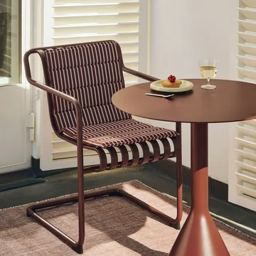 Palissade Cantilever Dining Armlehnstuhl - Iron red - HAY