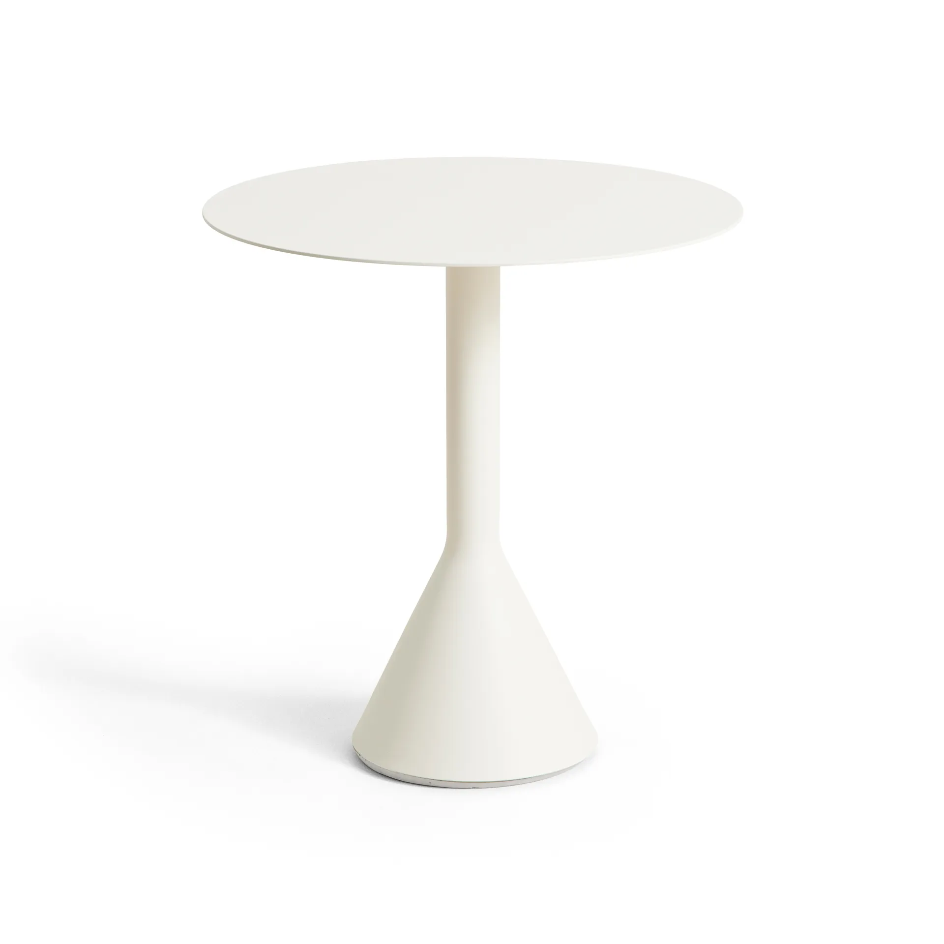 Palissade Cone runder Café-Tisch, Cream white, Ø70 cm HAY