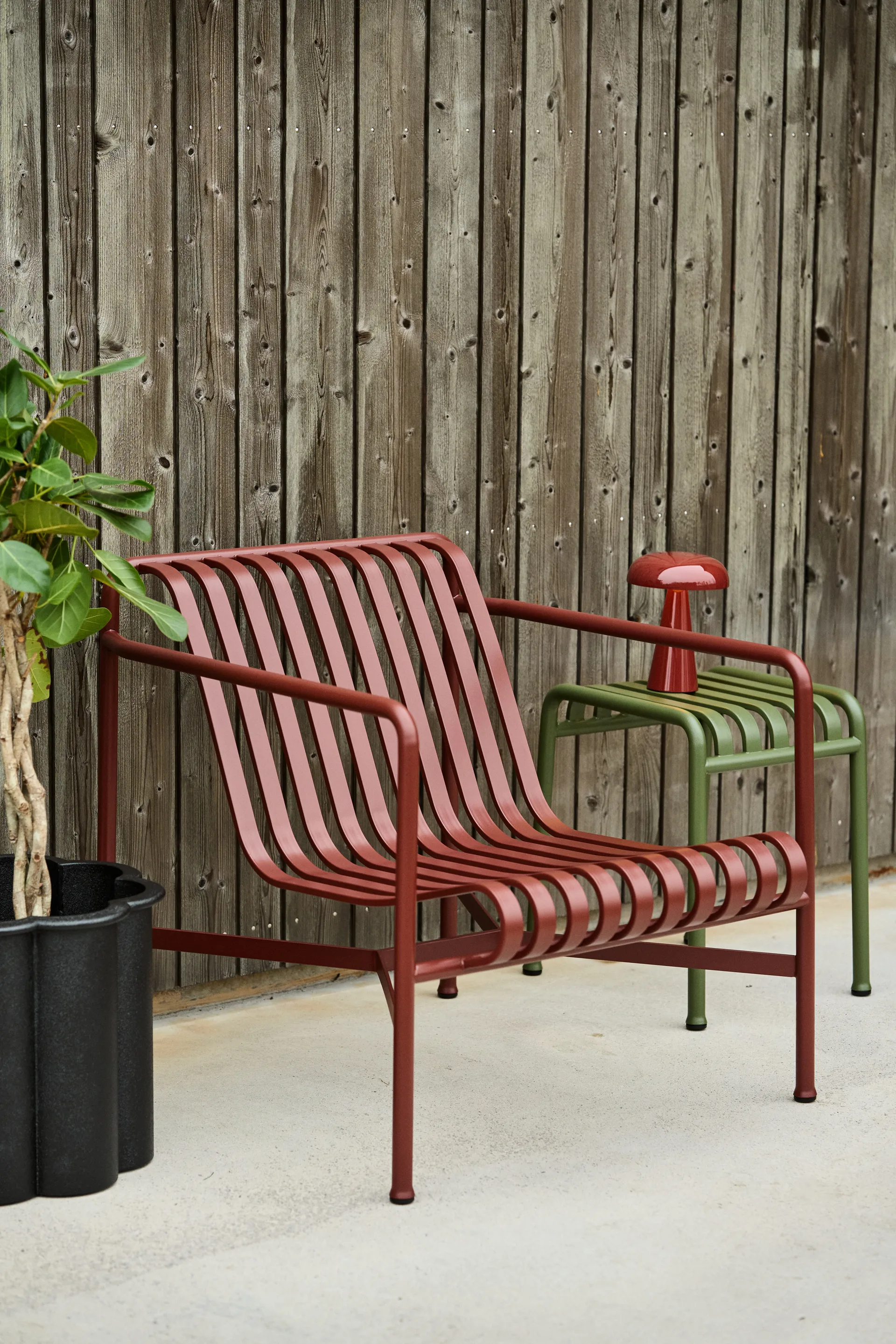 Palissade Low Lounge-Sessel, Iron red HAY