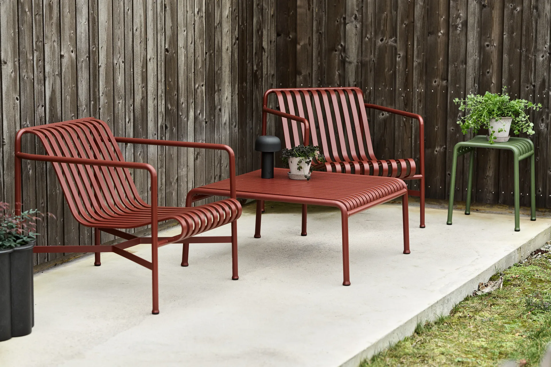 Palissade Low Lounge-Sessel, Iron red HAY