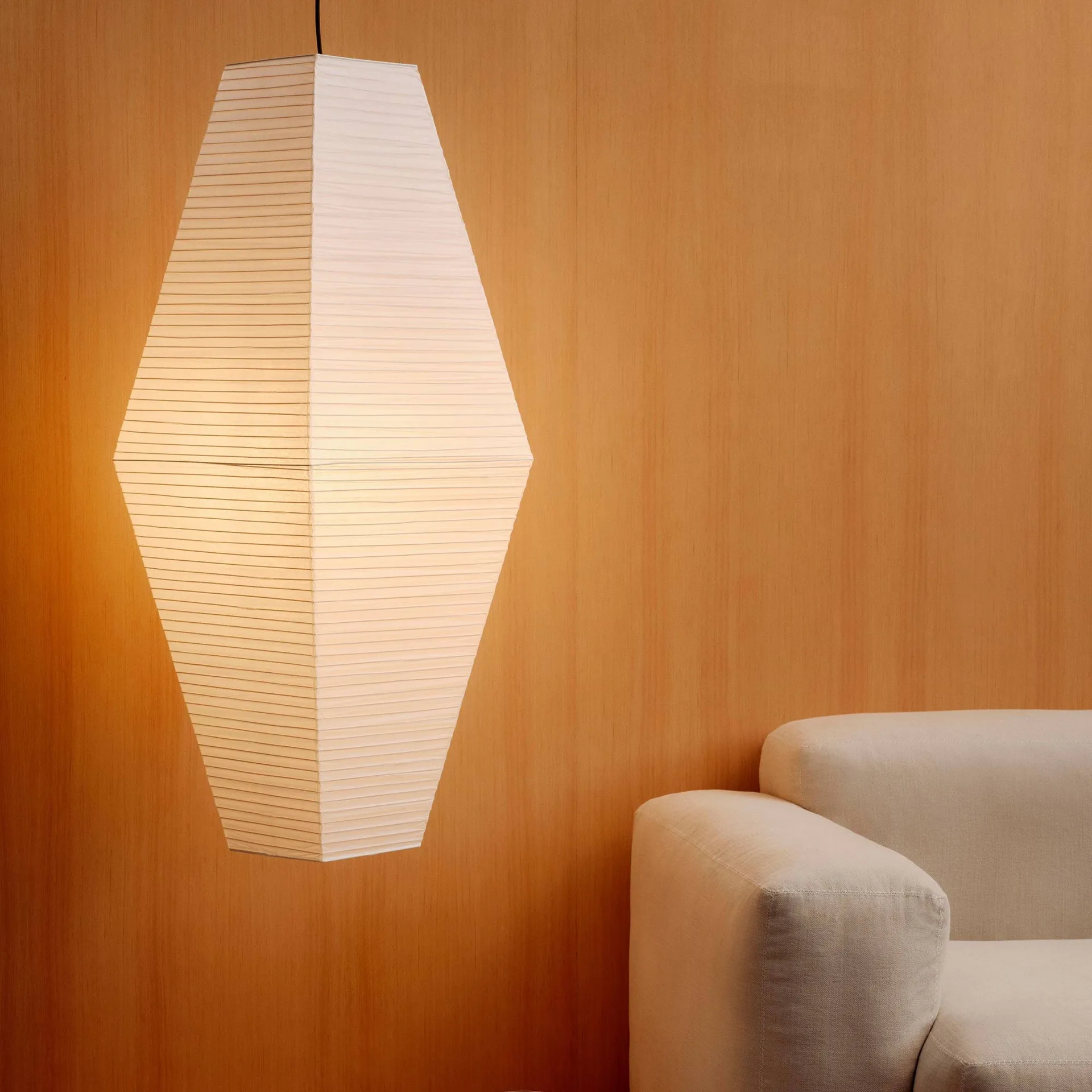 Paper Shade Prism Lampenschirm, Classic white, 40x110 cm HAY