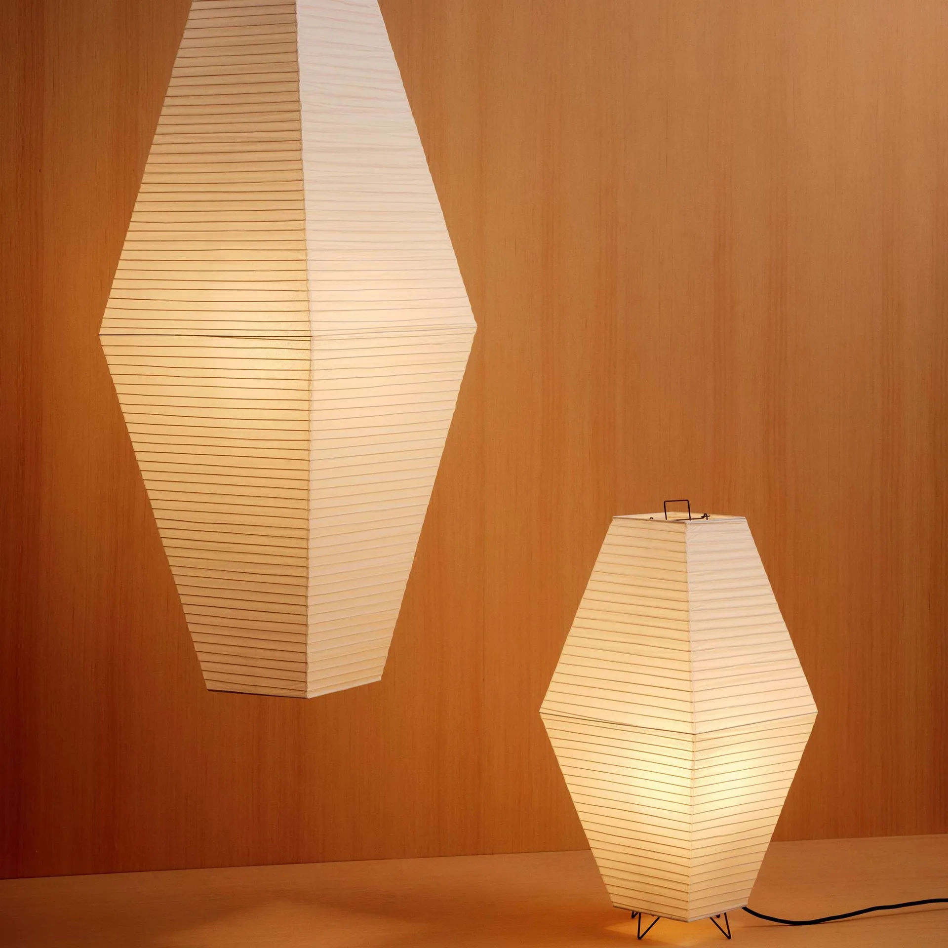 Paper Shade Prism Lampenschirm für Steh- und Tischlampe, Classic white, 30x66 cm HAY