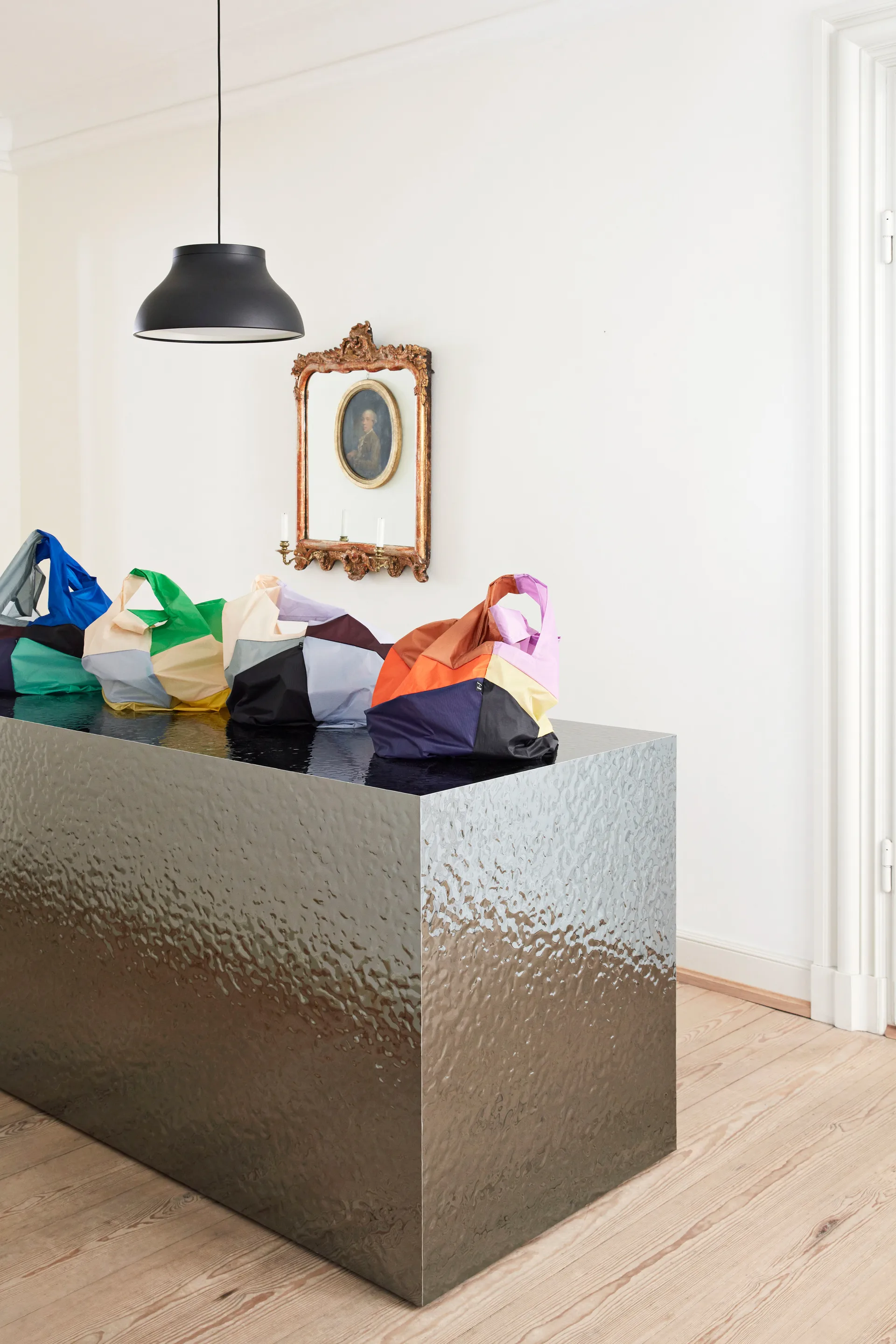 PC pendant Pendelleuchte M Ø40cm, Soft black HAY