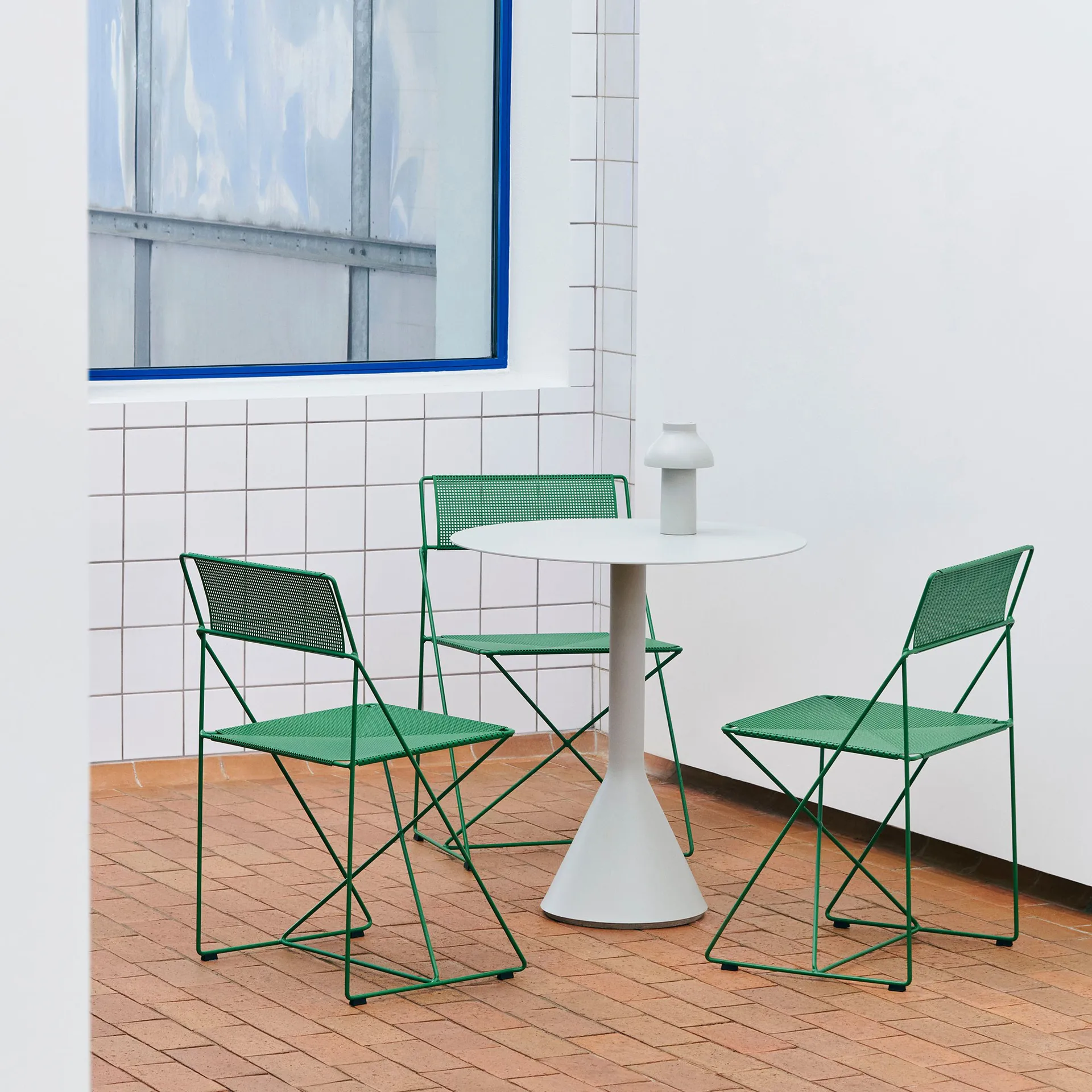 PC Portable No 2 Tischlampe, Cool grey HAY