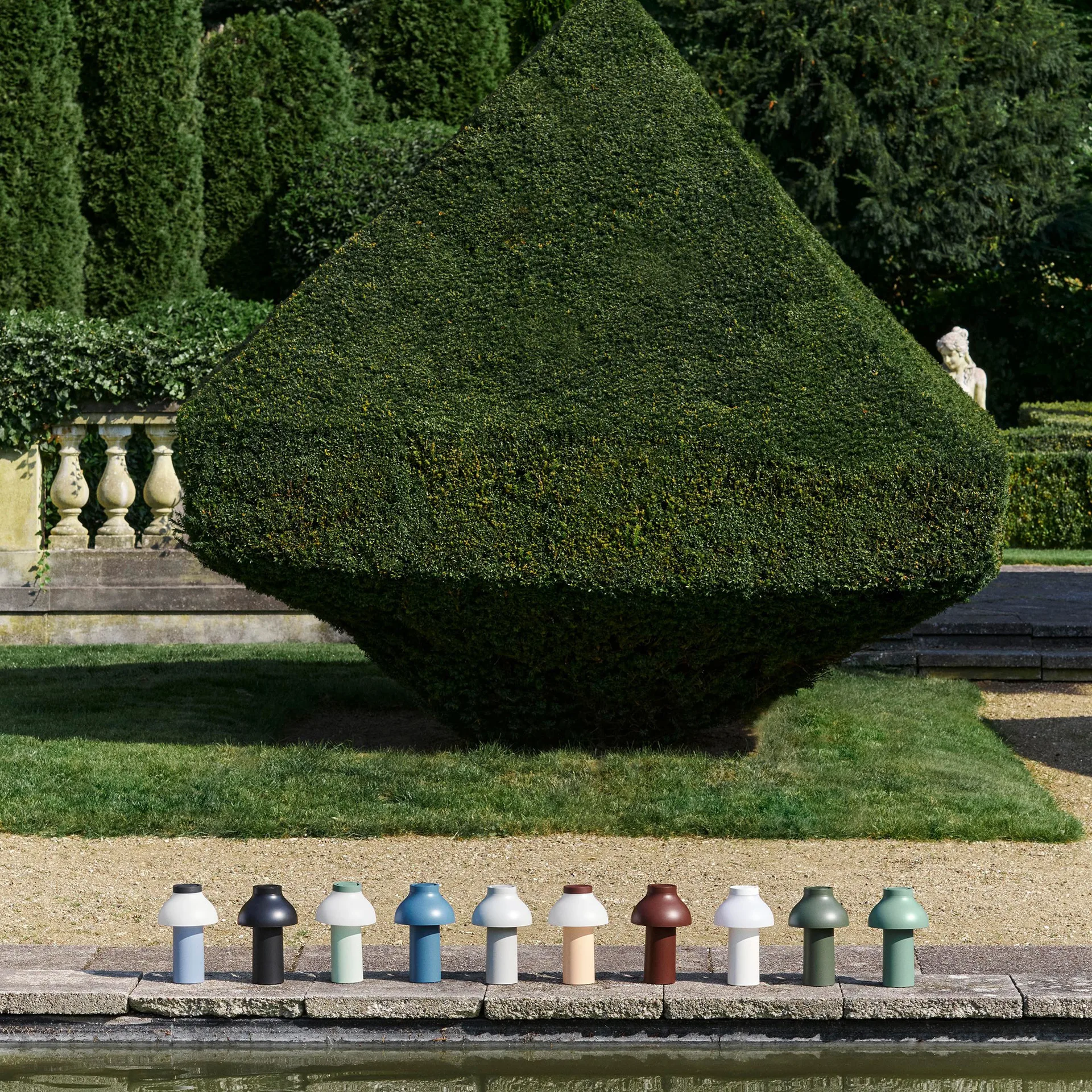 PC Portable No 2 Tischlampe, Cream white HAY