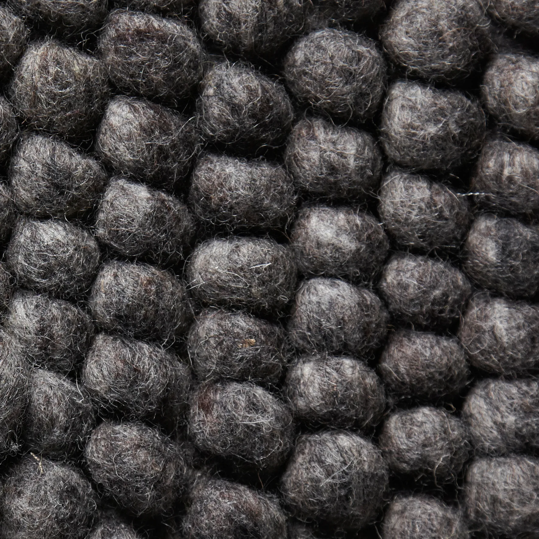 Peas Wollteppich 200 x 300cm, Dark grey HAY