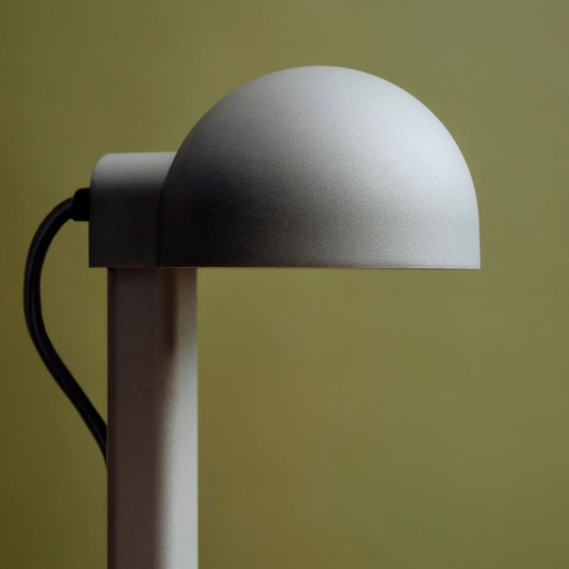 Posto Tischleuchte, Silver grey HAY