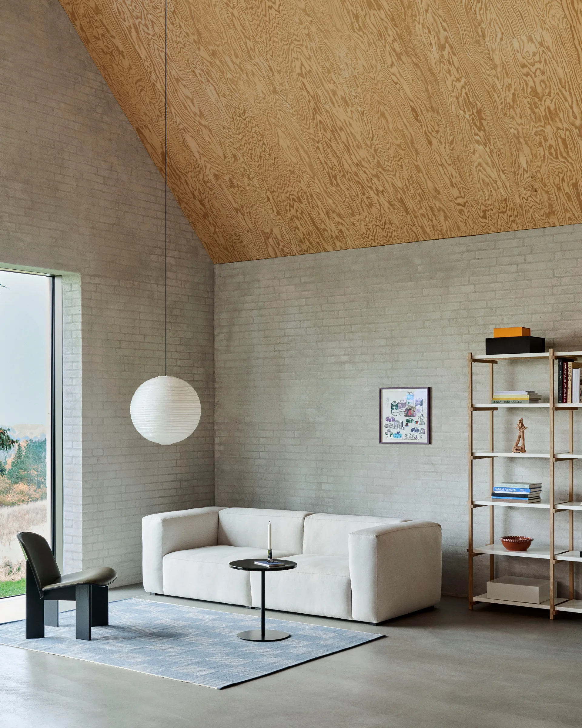 Pyro Couchtisch Ø45 cm, Black-black HAY