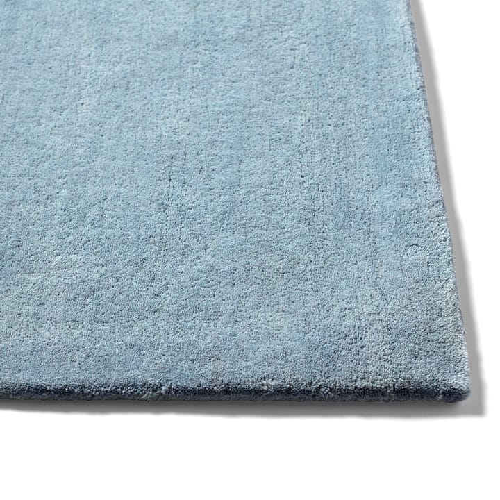 Raw Wollteppich No 2 170 x 240cm, Light blue HAY