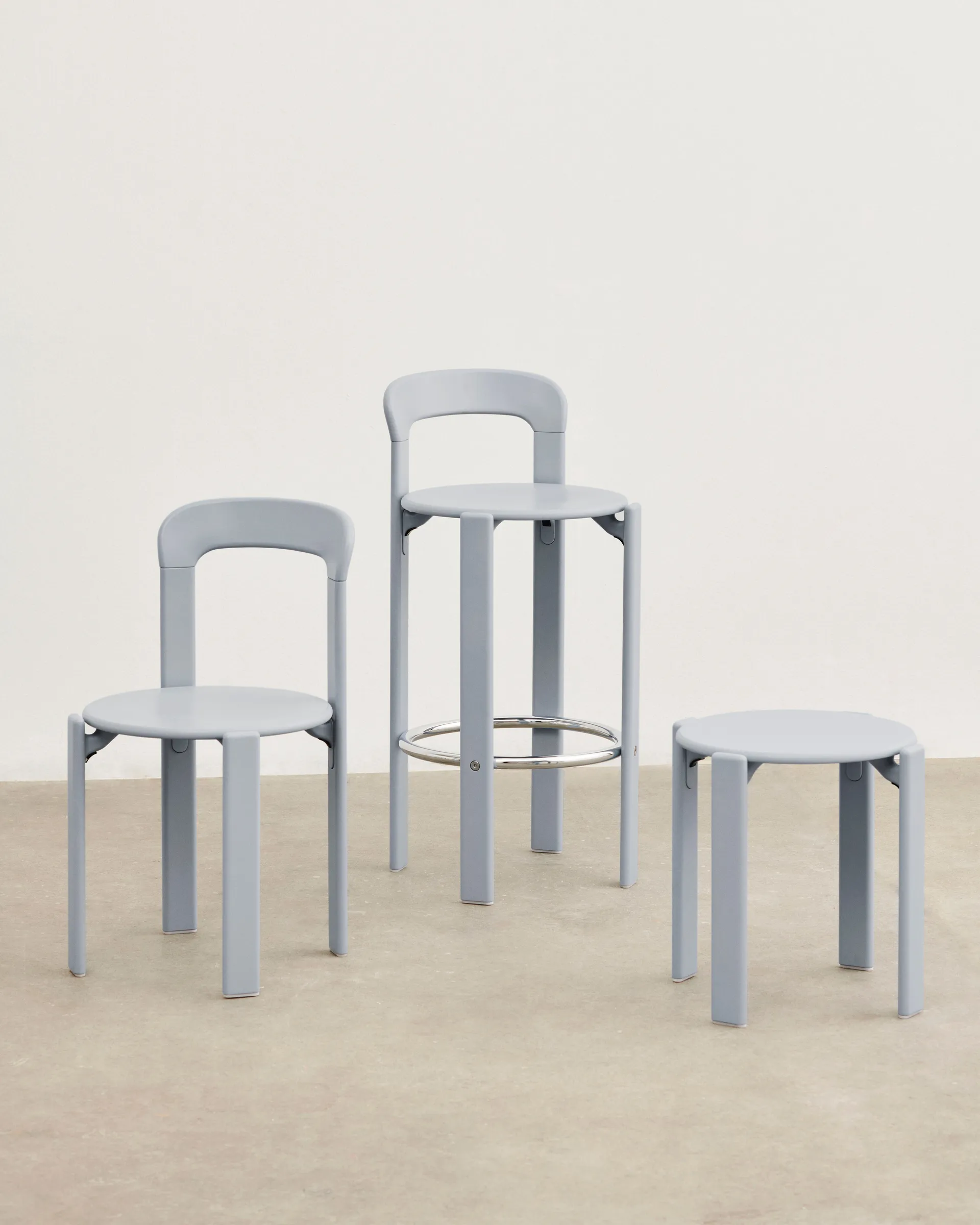 Rey Hocker Ø46,5x46 cm, Slate blue HAY