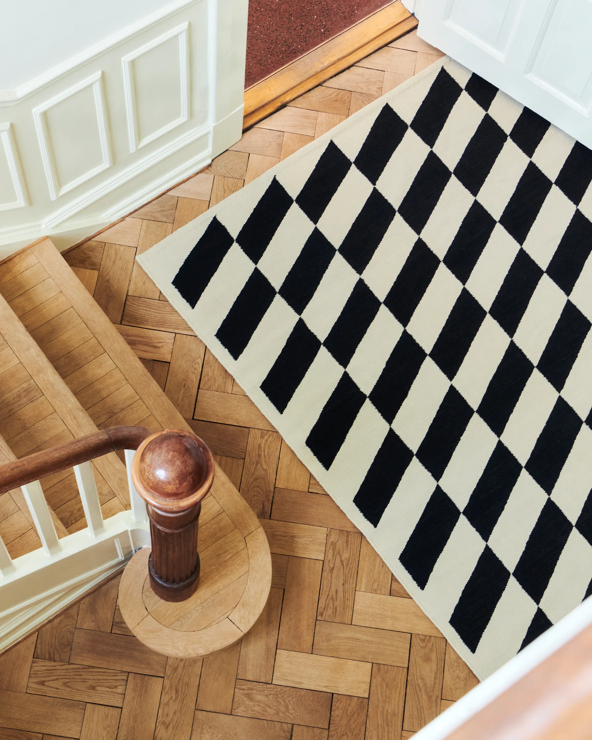 Shift Kelim Teppich 170x240 cm, Black HAY