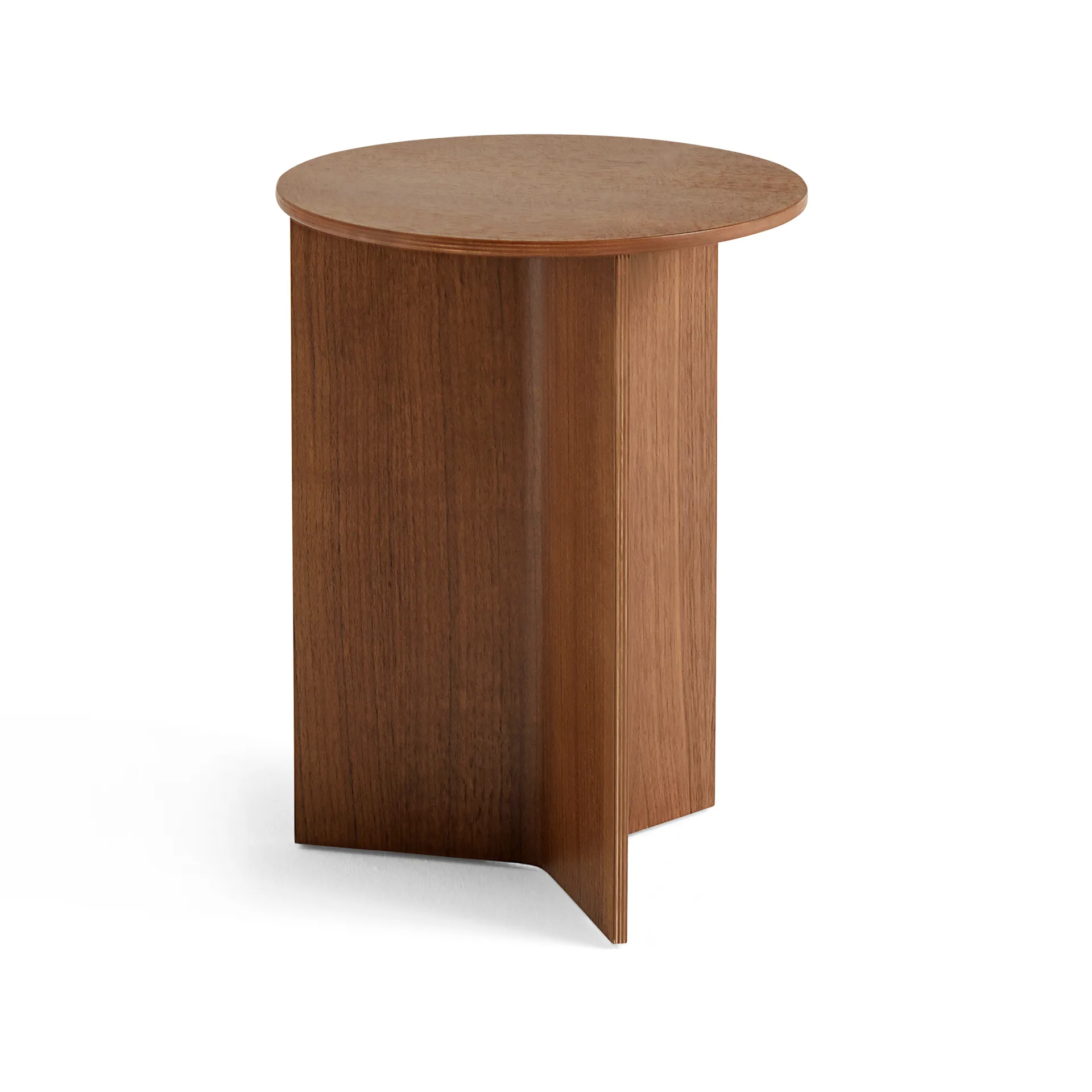 Slit high Beistelltisch Ø35 cm, Lacquered walnut HAY