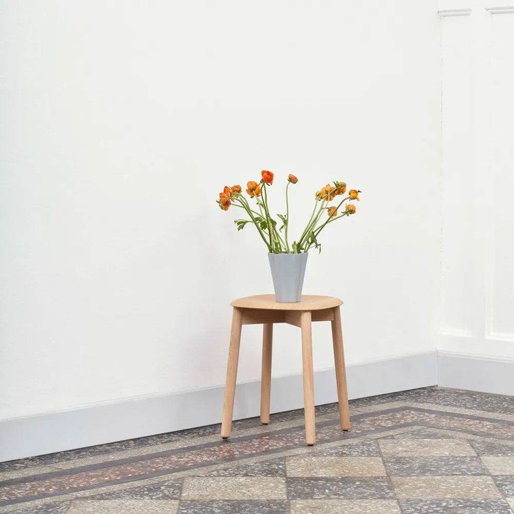 Soft Edge 72 Hocker, Schwarz Eiche–schwarz Eichen­gestell HAY