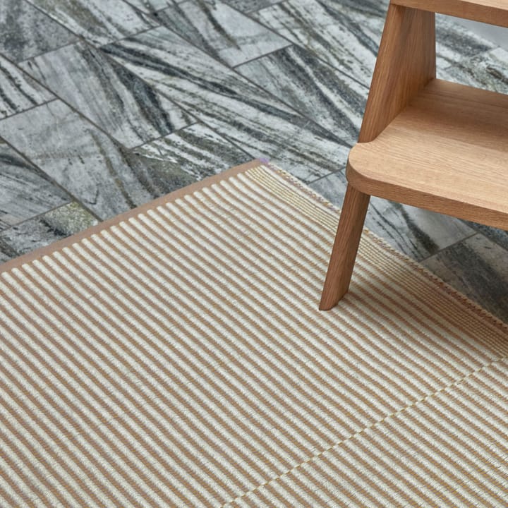 Tapis Teppich 140 x 200cm, Off white-lavender HAY