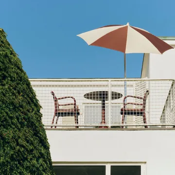 Terrazza Octagon Sonnenschirm - Off-white-burgundy - HAY