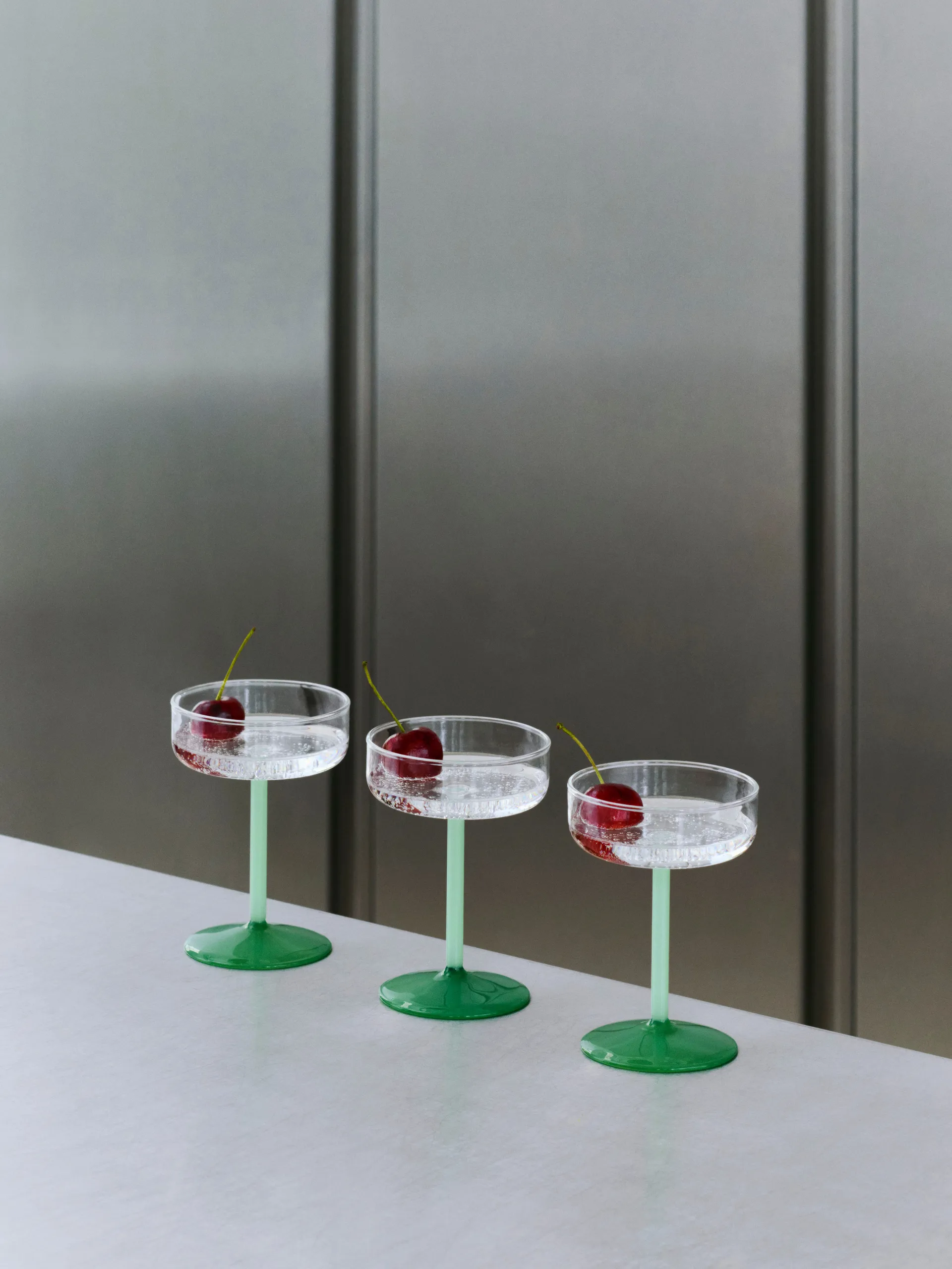 Tint coupeglas 20 cl 2er-Pack, Clear-jade light green-jade dark green HAY